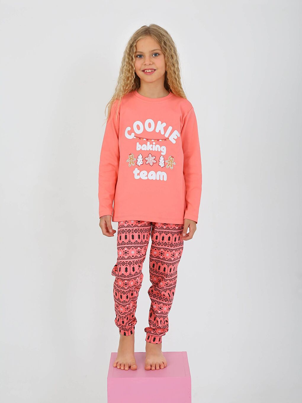 Pembe Kız Çocuk Uzun Kollu %100 Pamuklu Pijama Takımı Cookie Team