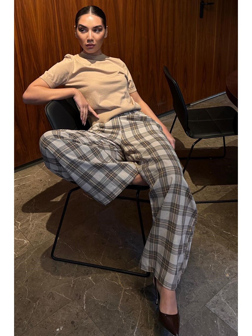 Bej Kare Desenli Rahat Kesim Pantolon Mg2728-1