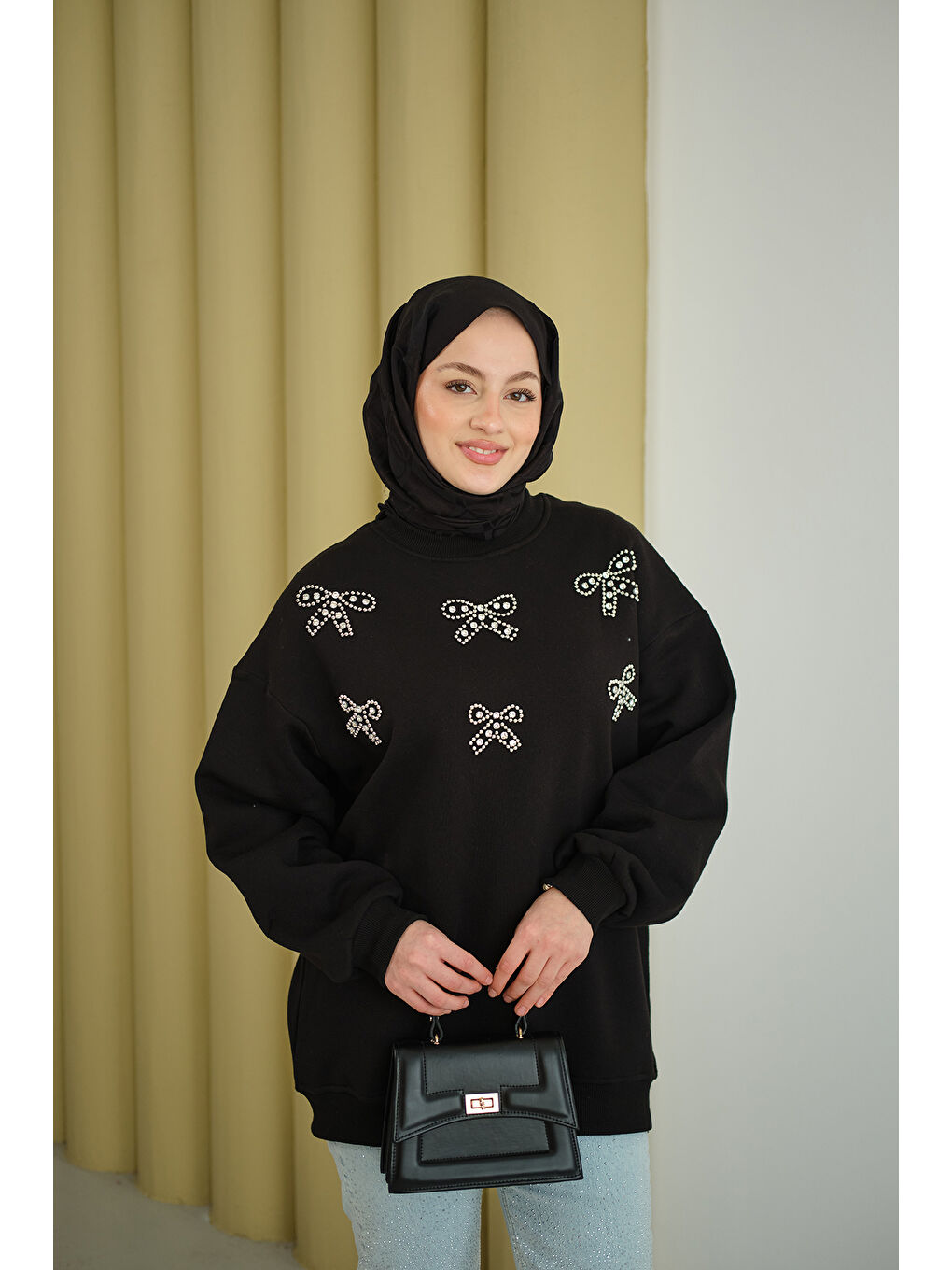 Kadın Kurdelesi Taş Detay Sweat Siyah