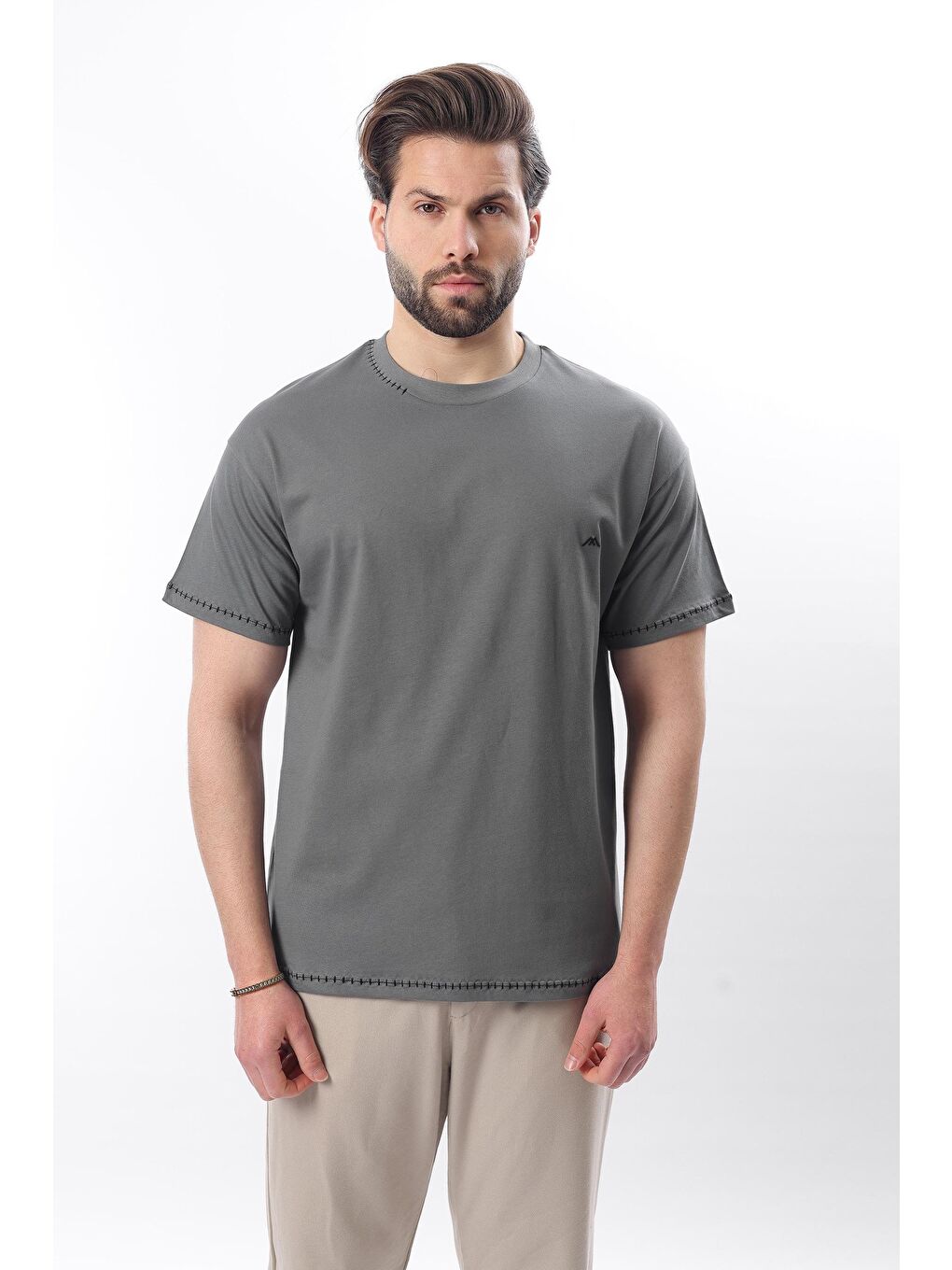 Gri Füme Nakış Detaylı Erkek %100 Pamuk Tişört E7112