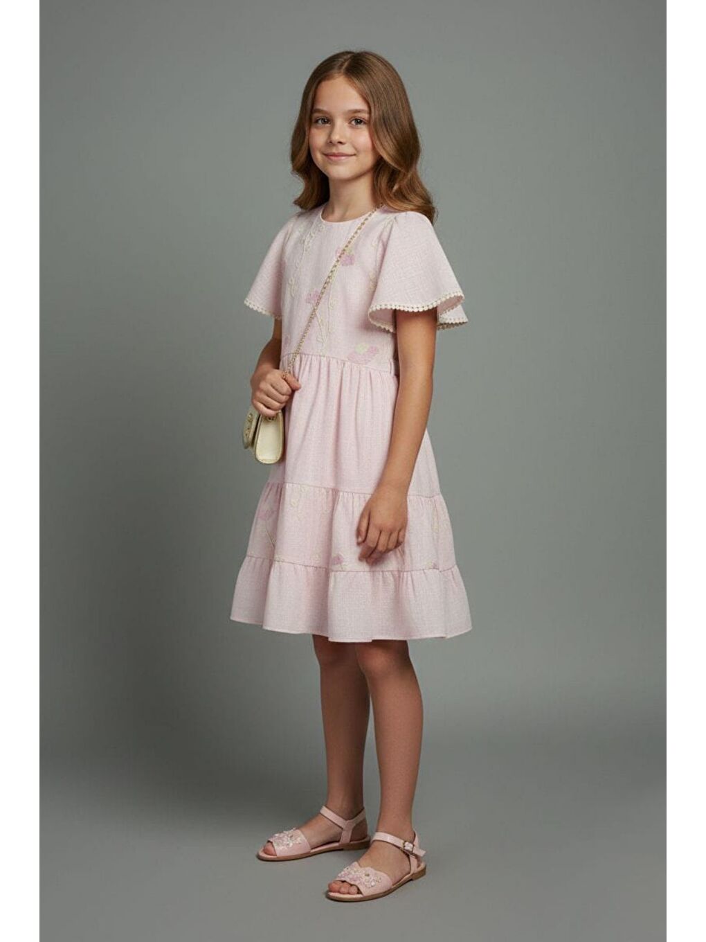 Pembe Kız Çocuk Çiçek İşlemeli Çantalı Kısa Kollu Elbise-1