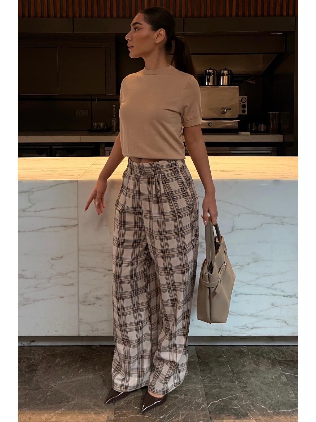 Bej Kare Desenli Rahat Kesim Pantolon Mg2728-6