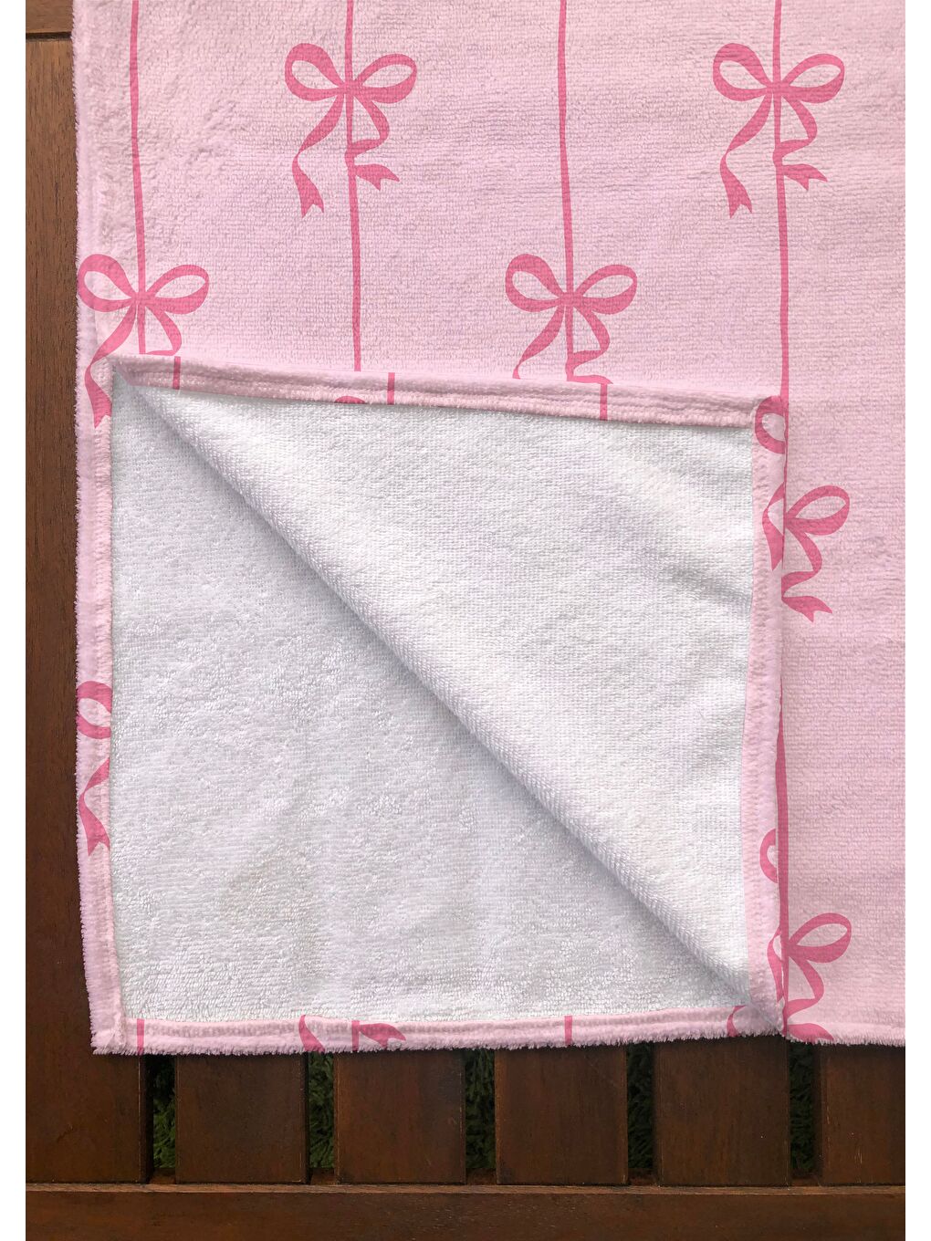 Karışık Renkli Fiyonk Desenli Havlu 75x150 cm   Plaj   Banyo Kullanımına Uygun   Hızlı Kuruyan Yumuşak Kumaş-1