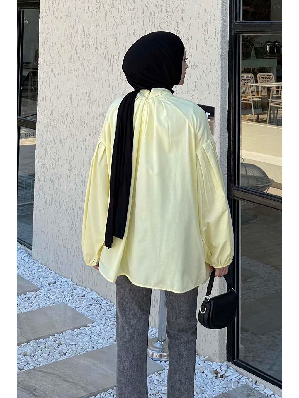 Yaka Fular Detaylı Gömlek Sarı-3