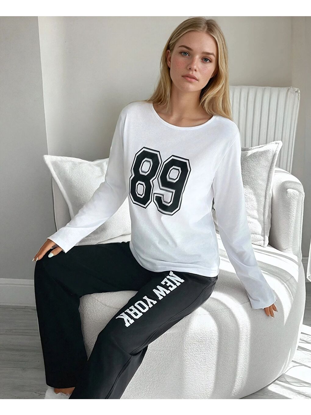 Beyaz Newyork 89 Baskılı Süprem Pijama Takımı-1