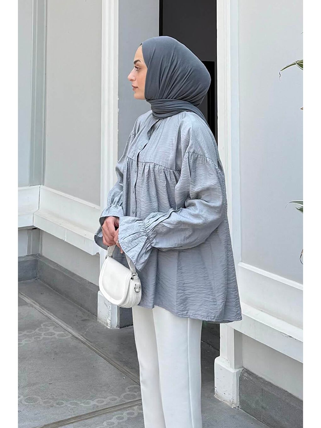 Roba Detaylı Tesettür Gömlek Gri-1