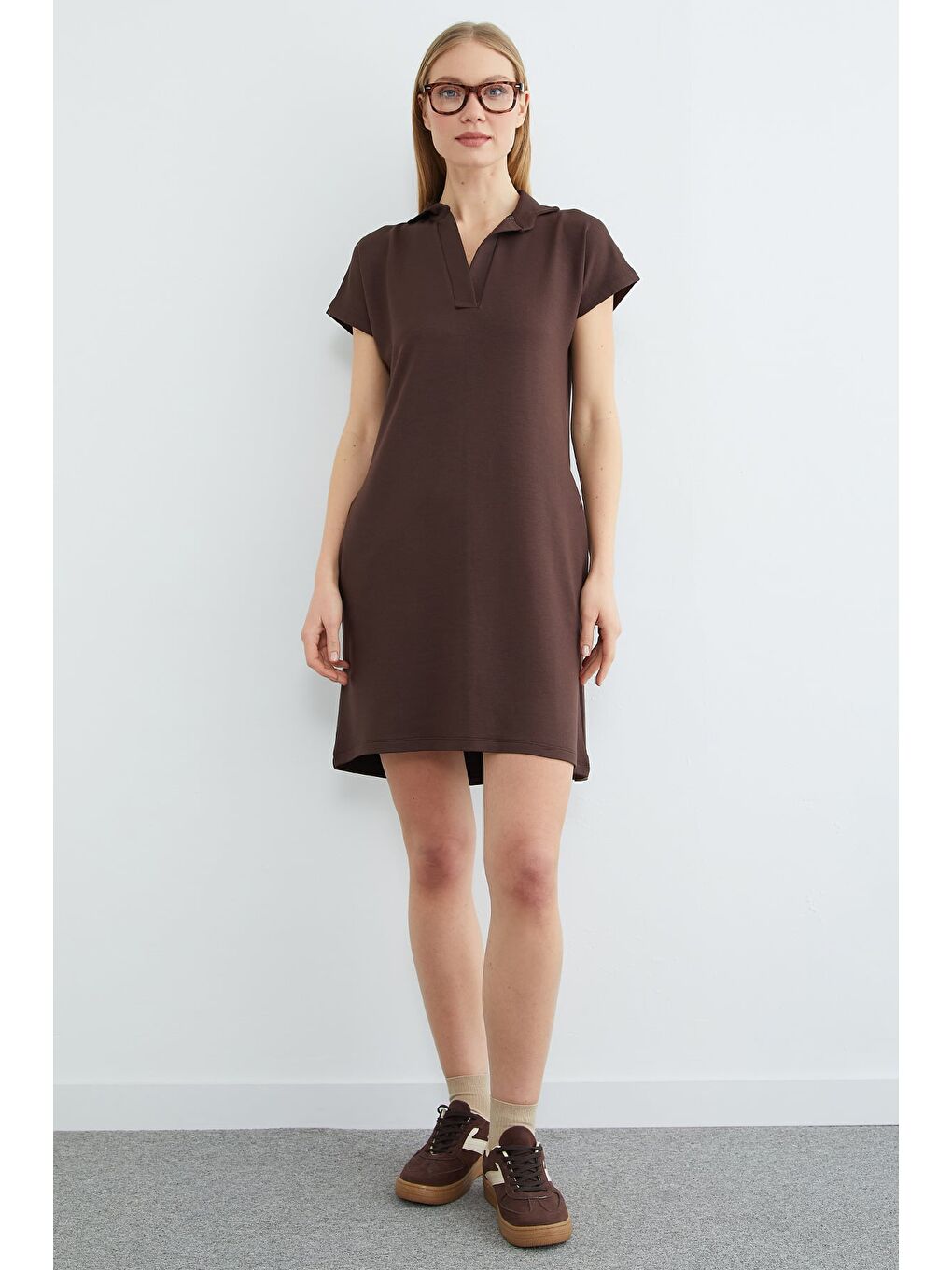 Kahverengi Basic Polo Yaka Cepli Mini Boy Elbise-2