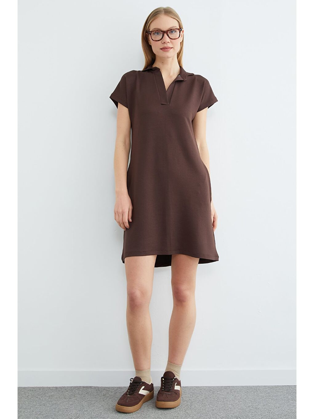Kahverengi Basic Polo Yaka Cepli Mini Boy Elbise-3