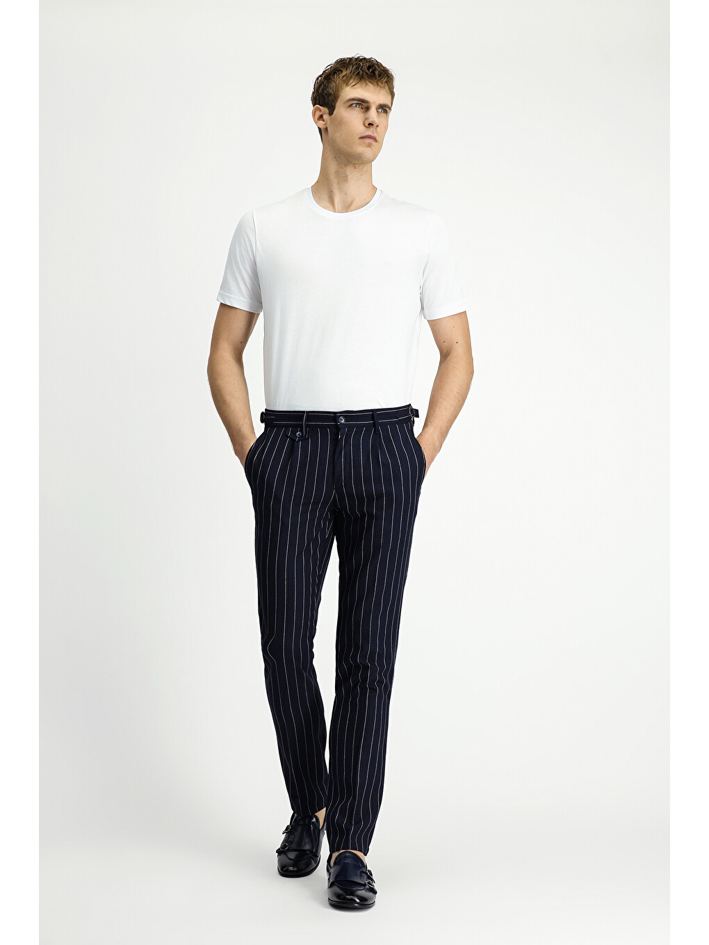 Lacivert Slim Fit Dar Kesim Keten Karışımlı Çizgili Tokalı Klasik Kumaş Pantolon-2