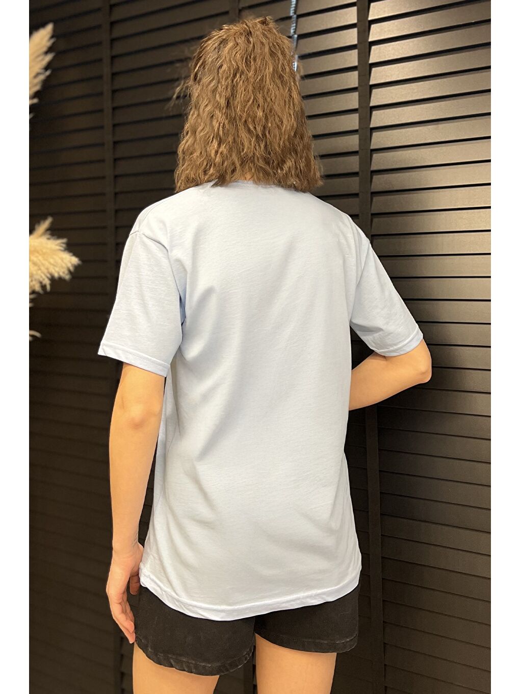 Mavi Bisiklet Yaka Taş İşlemeli Baskılı Kadın Tişört-2