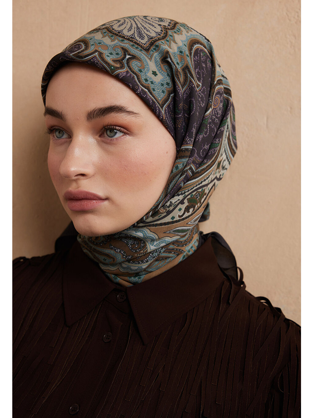 Kahverengi Vera Desen Pamuk İpek Eşarp Acı Kahve-2