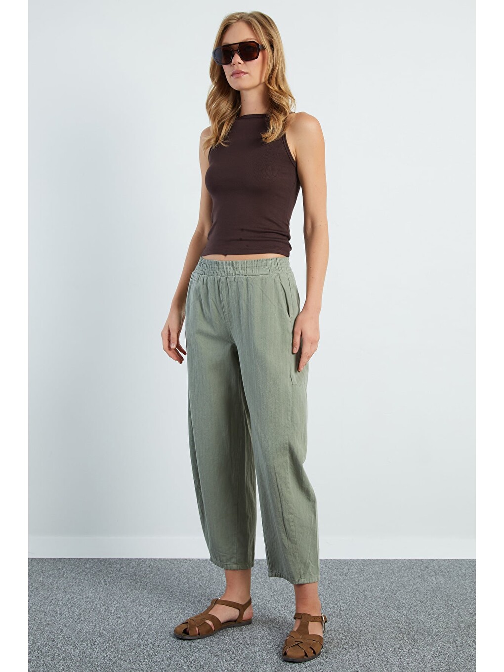 Haki Beli Lastikli Cepli Gabardin Pantolon-2