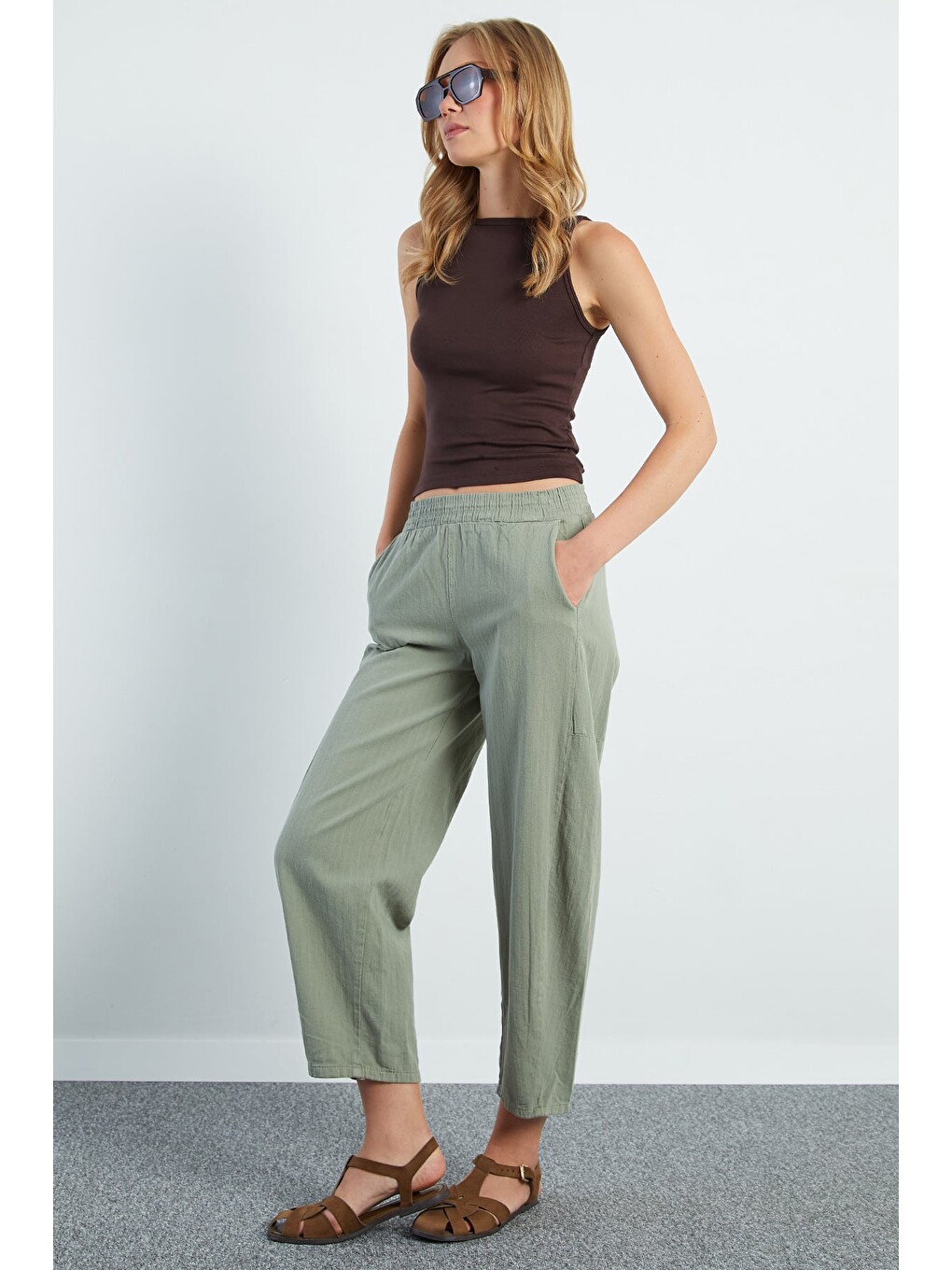 Haki Beli Lastikli Cepli Gabardin Pantolon-3