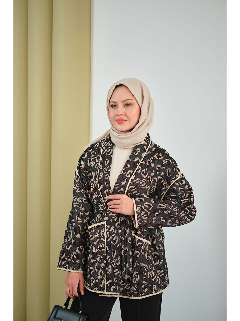 Gri Kadın Yaprak Desen Şal Yaka Biyeli Ceket Füme-3