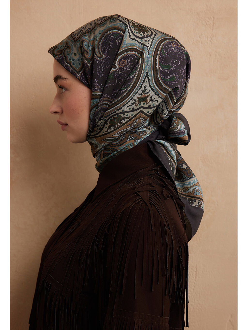 Kahverengi Vera Desen Pamuk İpek Eşarp Acı Kahve-3