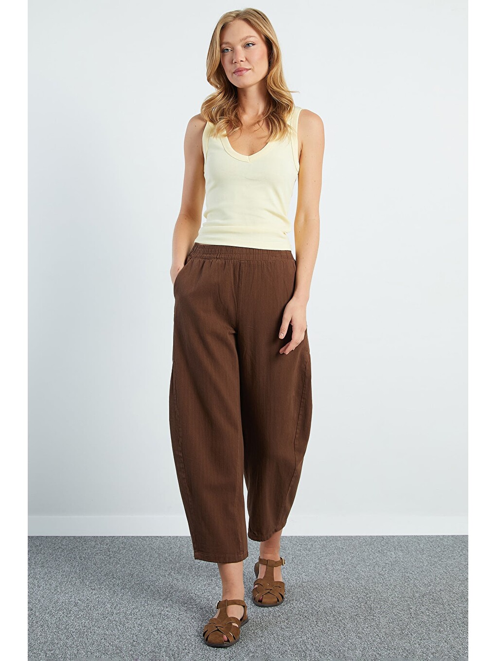 Kahverengi Beli Lastikli Cepli Gabardin Pantolon-1