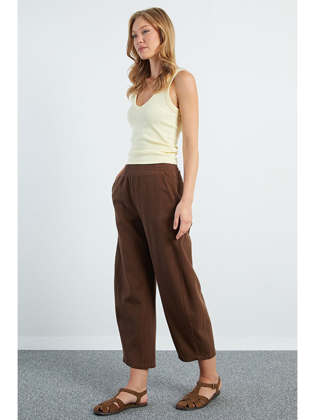 Kahverengi Beli Lastikli Cepli Gabardin Pantolon-2
