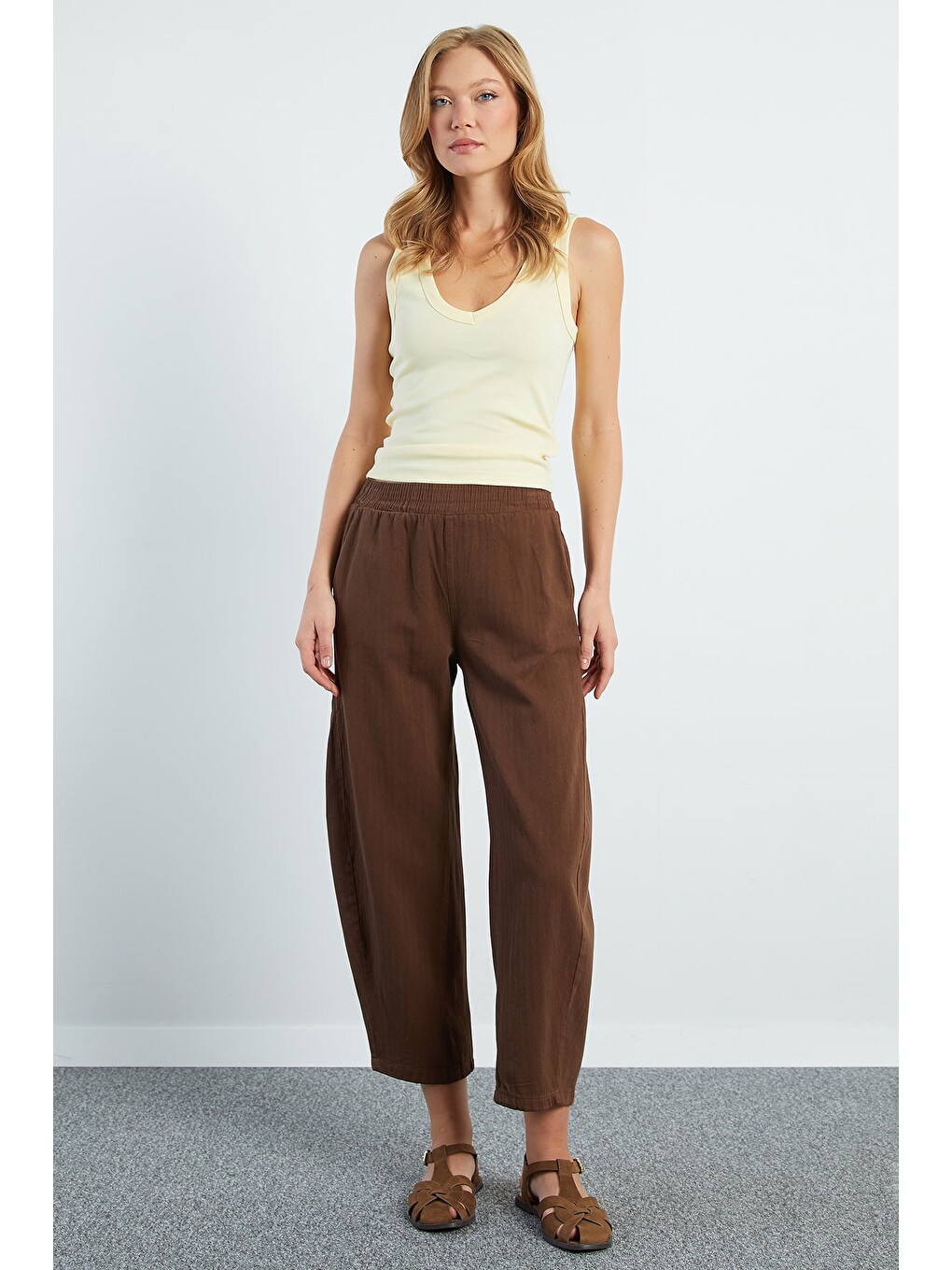 Kahverengi Beli Lastikli Cepli Gabardin Pantolon-3