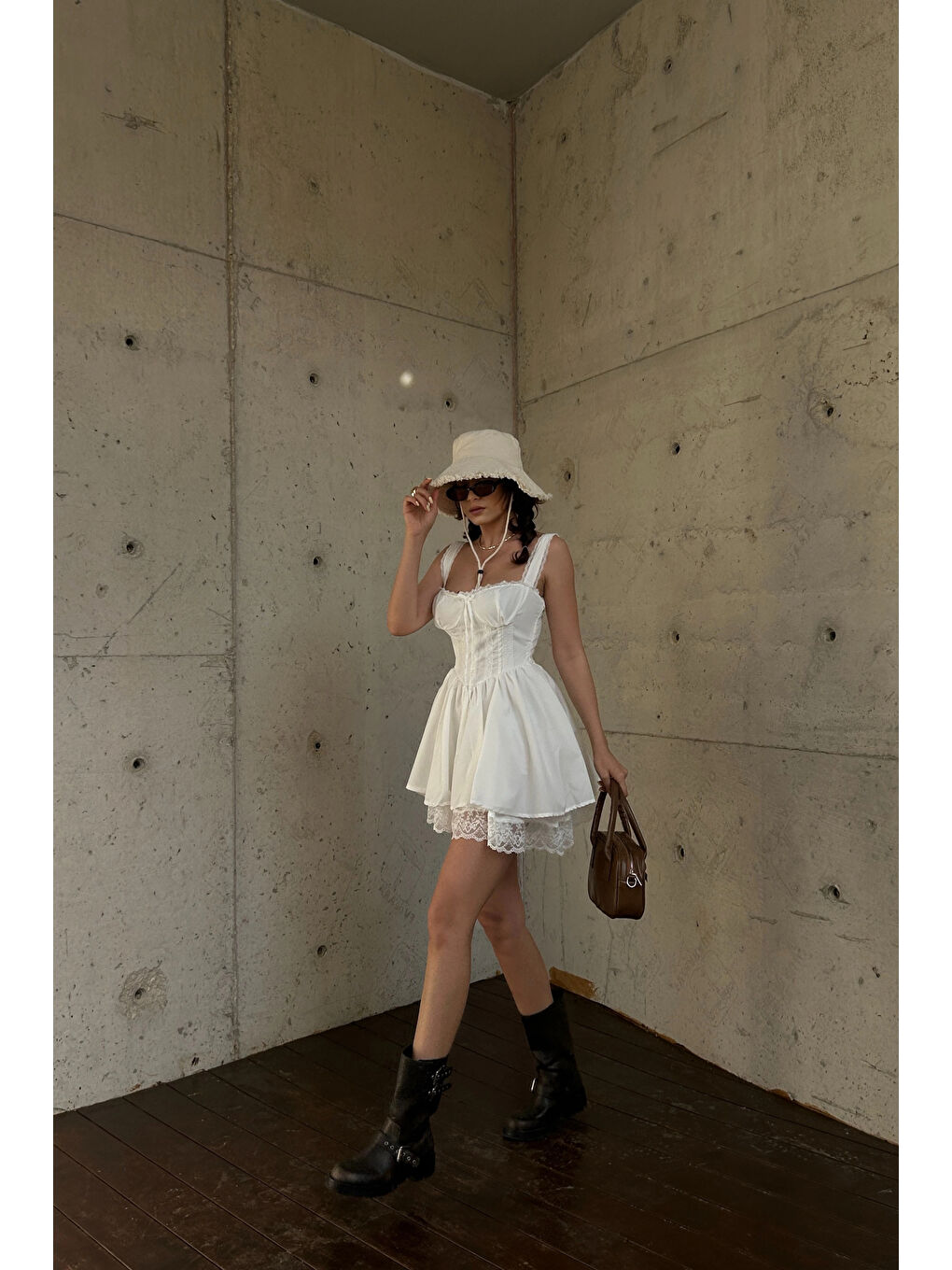 Kadın Beyaz Askılı Dantel Detay Elbise 1041-2293-3