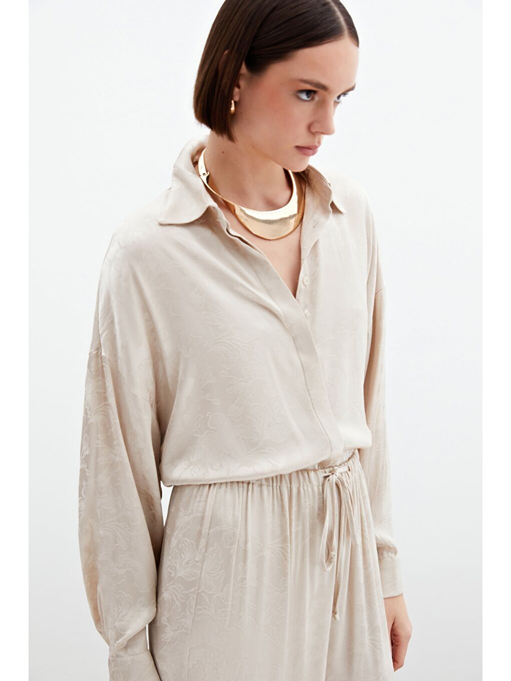 Jakarlı Saten Gömlek - Bej-2