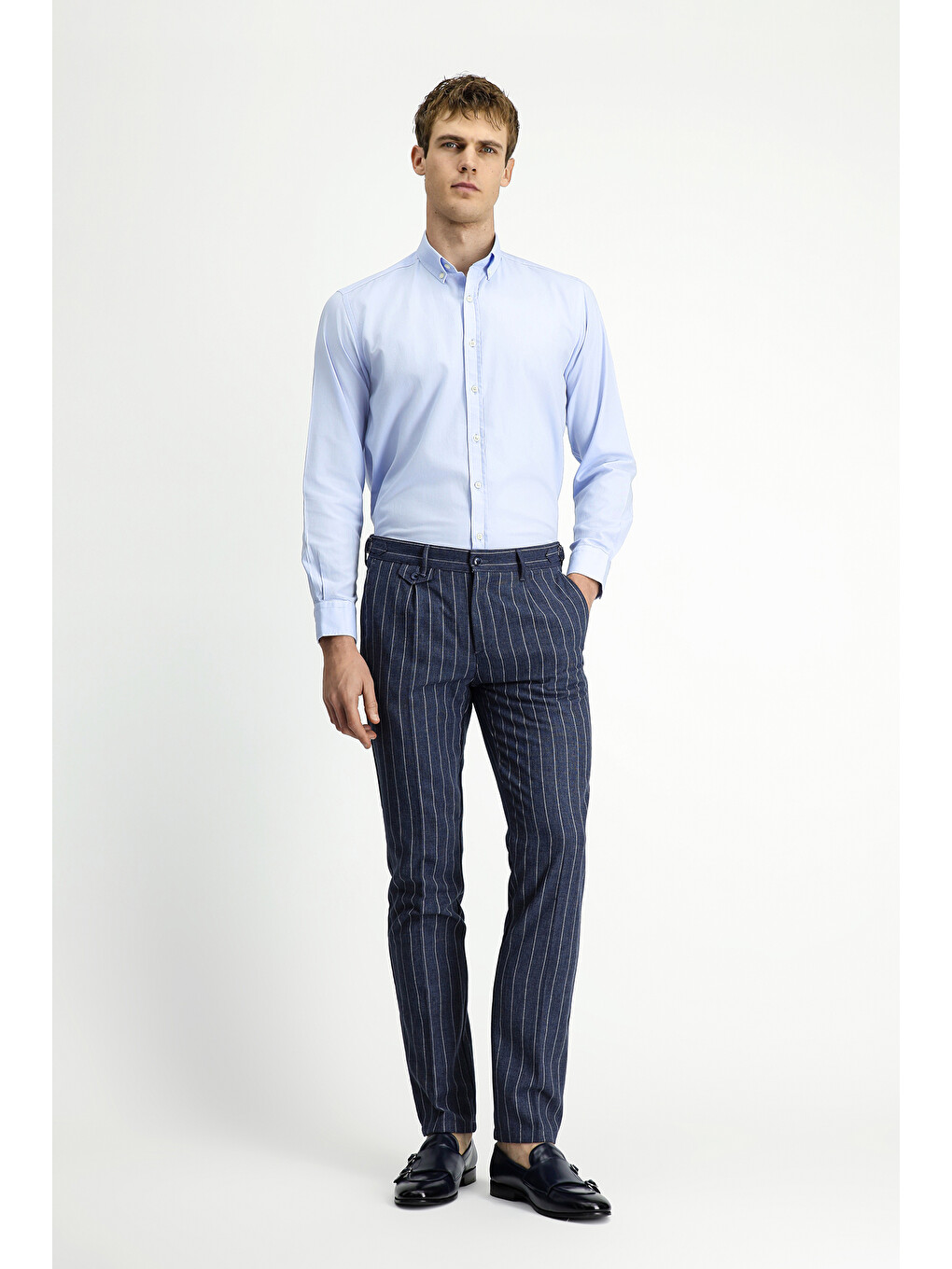Lacivert Slim Fit Dar Kesim Keten Karışımlı Çizgili Tokalı Klasik Kumaş Pantolon-2