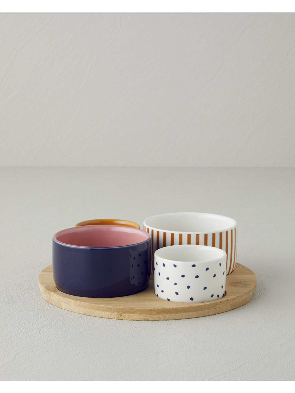 Beyaz Garden Delight Stoneware 5 Parça Sunumluk 20 cm Renkli