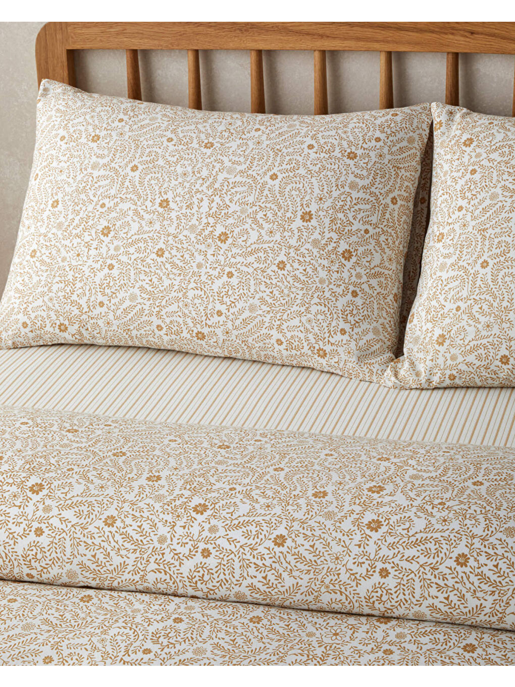 Sarı Ivy Blush Kolay Ütülenir Çarşaflı Çift Kişilik Nevresim Takımı 200x220 cm Hardal-2