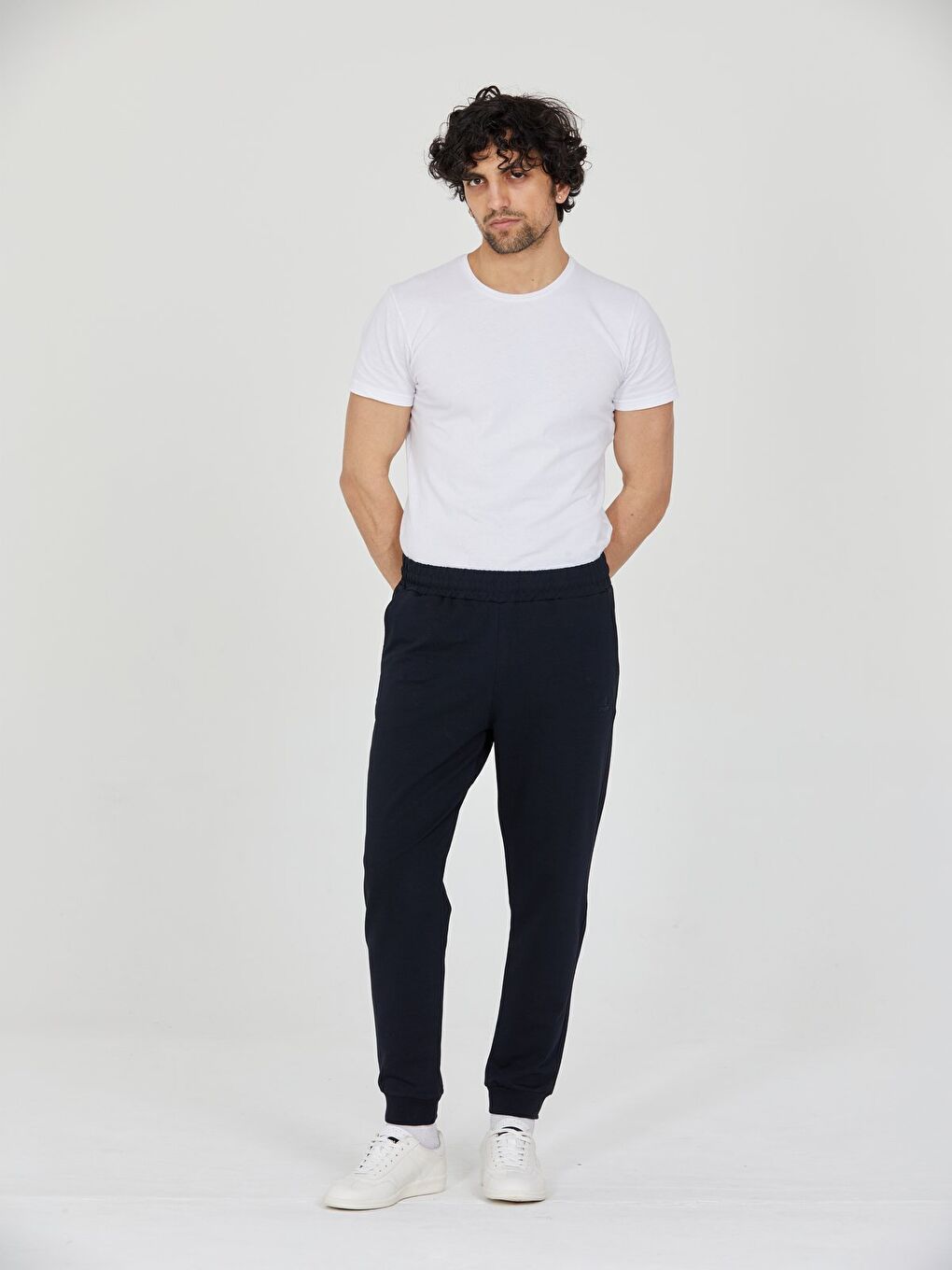 Lacivert Erkek Slim Fit Eşofman Altı Lastikli Paça Günlük Spor Alt Yan Cepli-4