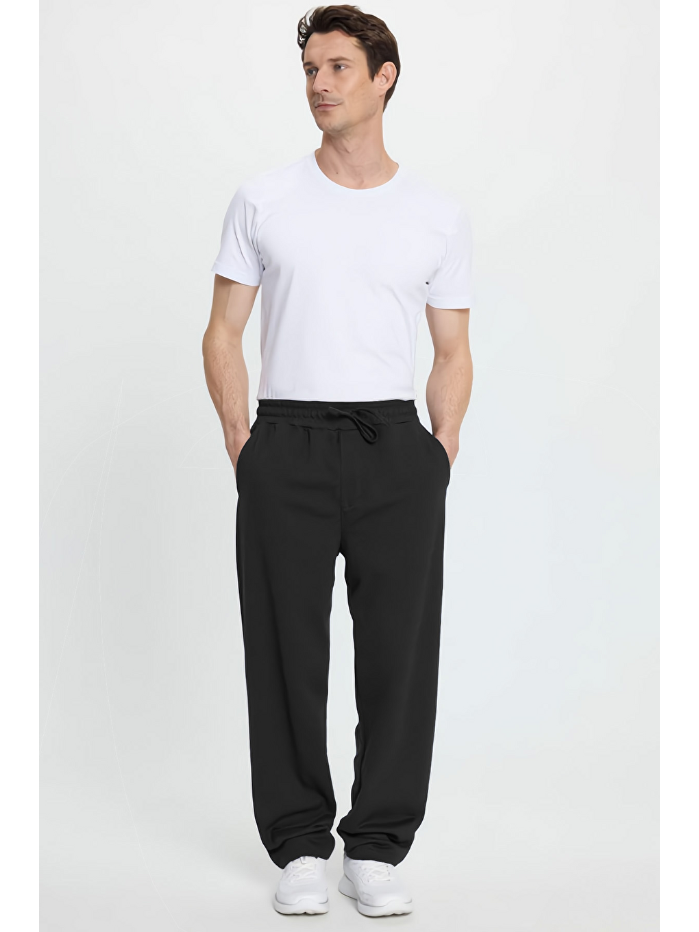 Erkek Siyah Pamuklu Baggy Fit Rahat Kesim Beli Bağcıklı Yan Cepli Örme Eşofman Altı-1