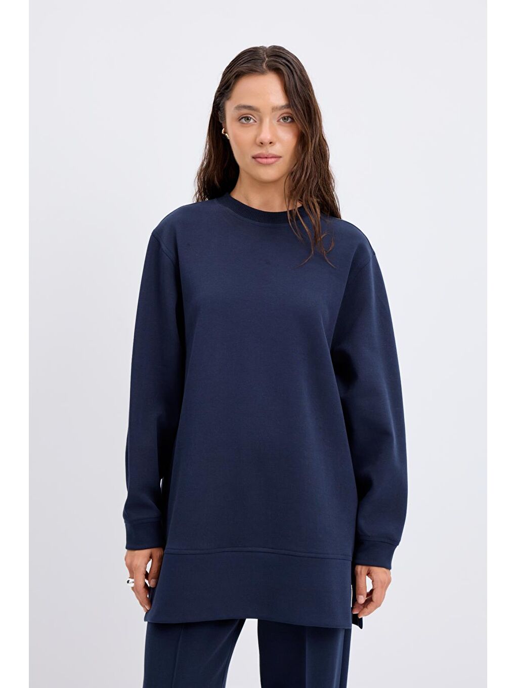 Oversize Yandan Yırtmaçlı Sweatshirt Lacivert-2