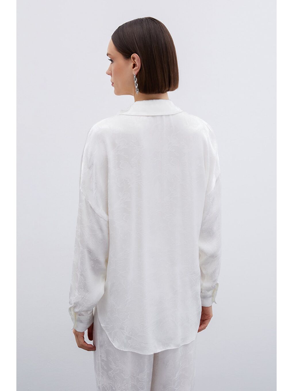 Jakarlı Saten Gömlek - Ekru-4