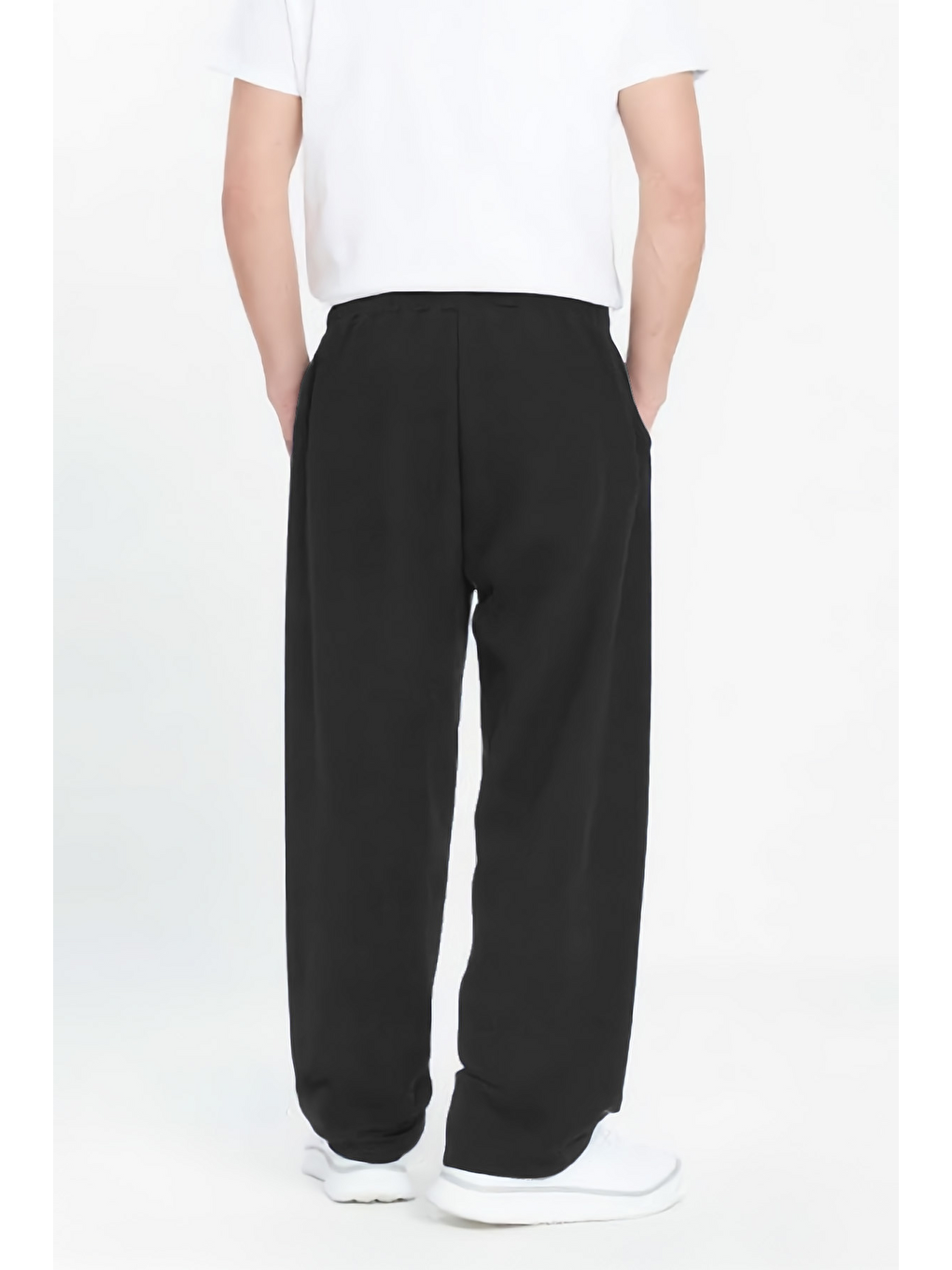 Erkek Siyah Pamuklu Baggy Fit Rahat Kesim Beli Bağcıklı Yan Cepli Örme Eşofman Altı-3