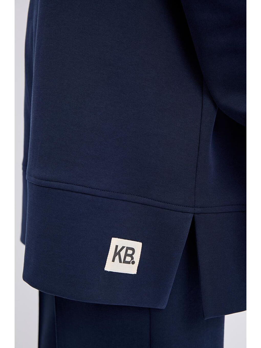 Oversize Yandan Yırtmaçlı Sweatshirt Lacivert-5