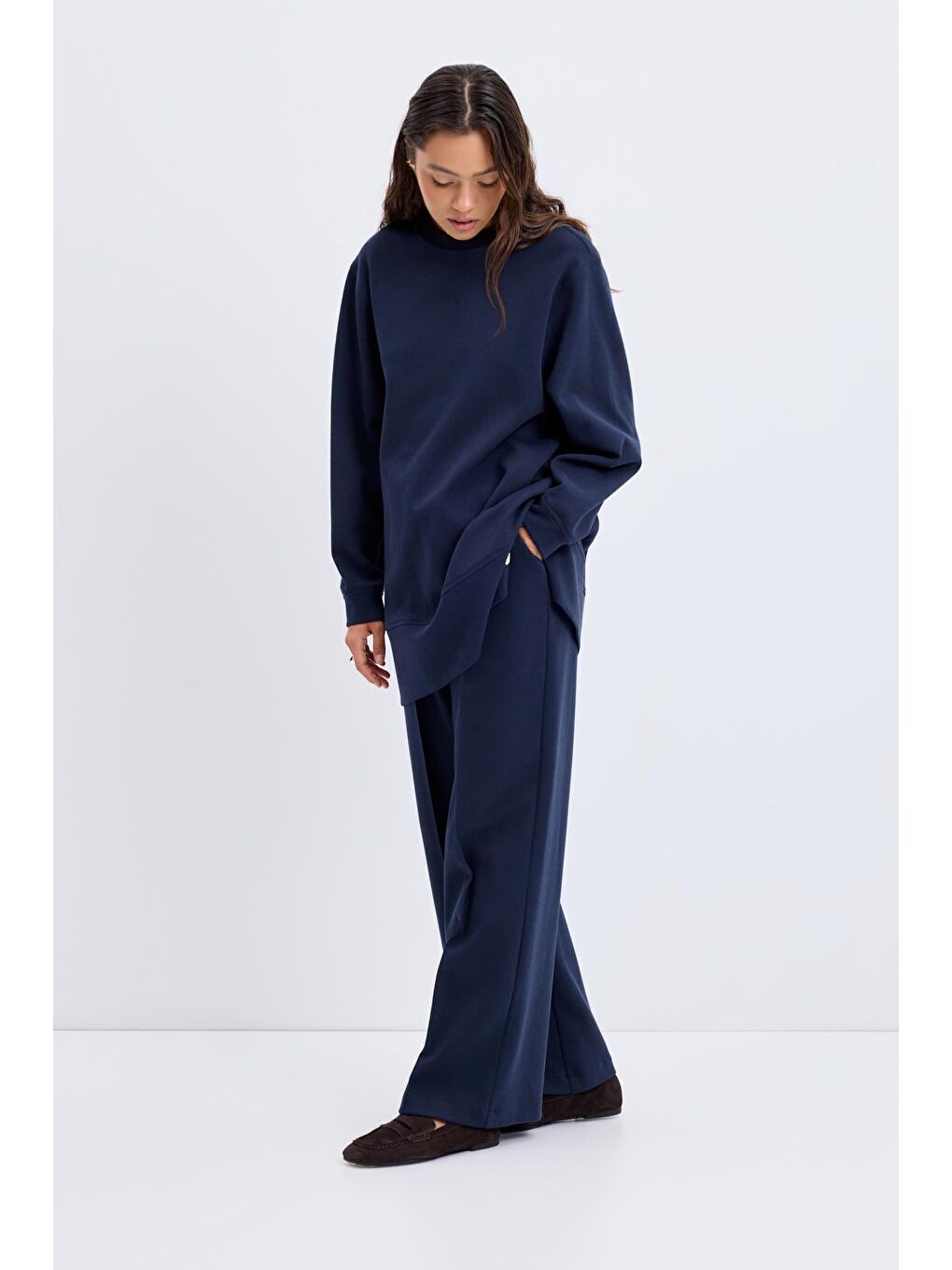 Oversize Yandan Yırtmaçlı Sweatshirt Lacivert-8