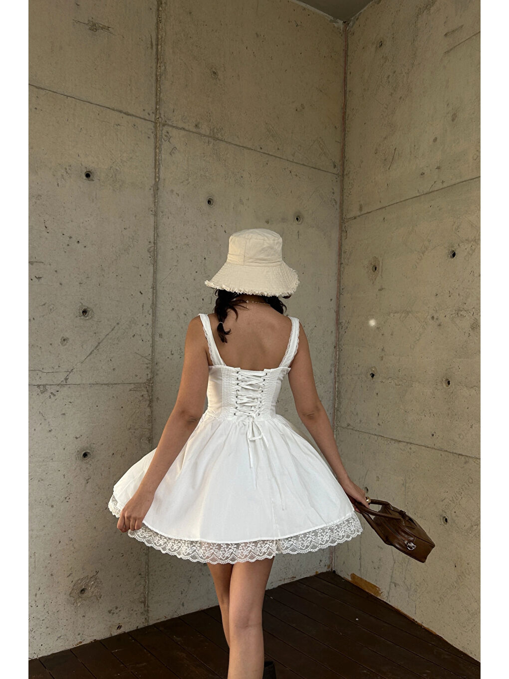 Kadın Beyaz Askılı Dantel Detay Elbise 1041-2293-5