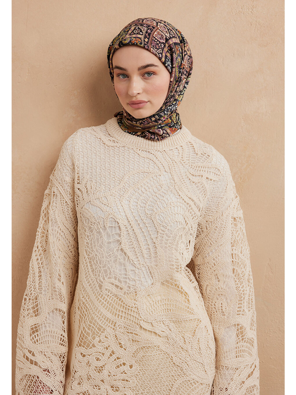 Kahverengi Nordıc Paısley Desen Pamuk İpek Eşarp Tarçın-1