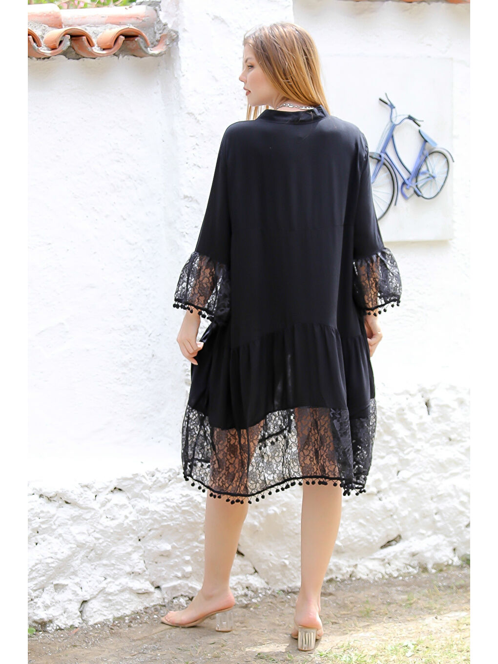 Siyah Hakim Yaka 3/4 Kol Düğmeli Eteği Fırfırlı Ponponlu Dantel Dokuma Casual Elbise-7