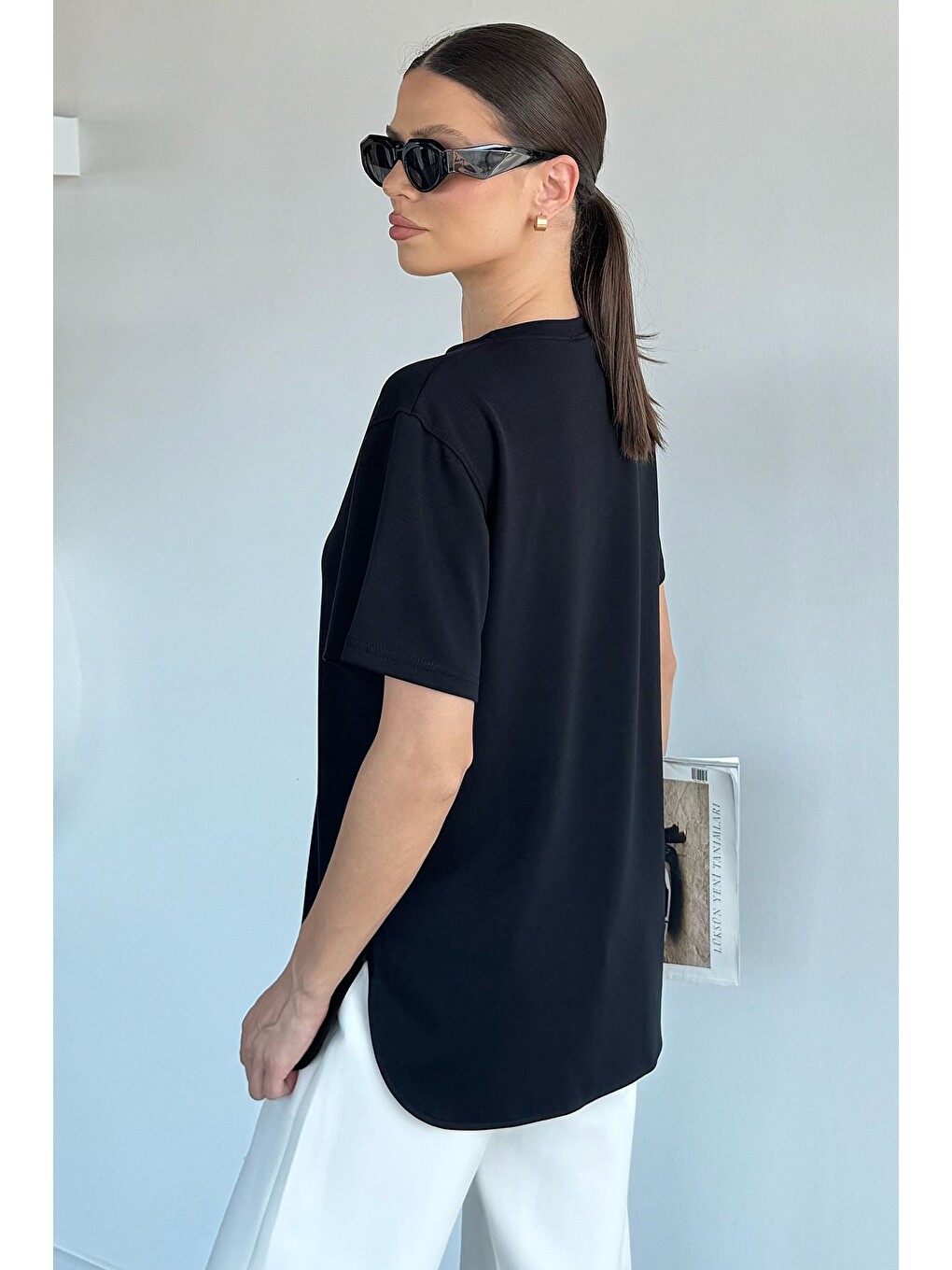 Siyah Kadın Bisiklet Yaka Basic Tişört-3