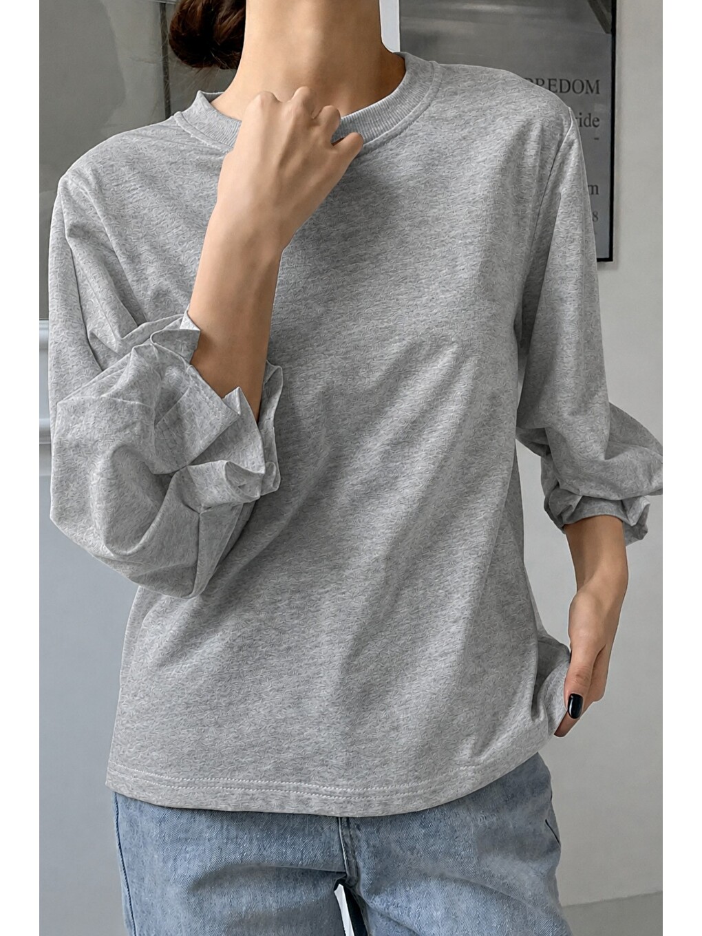 Gri Kadın Modern Kesim Fakir Kol Detaylı Oversize Basic Bluz-2