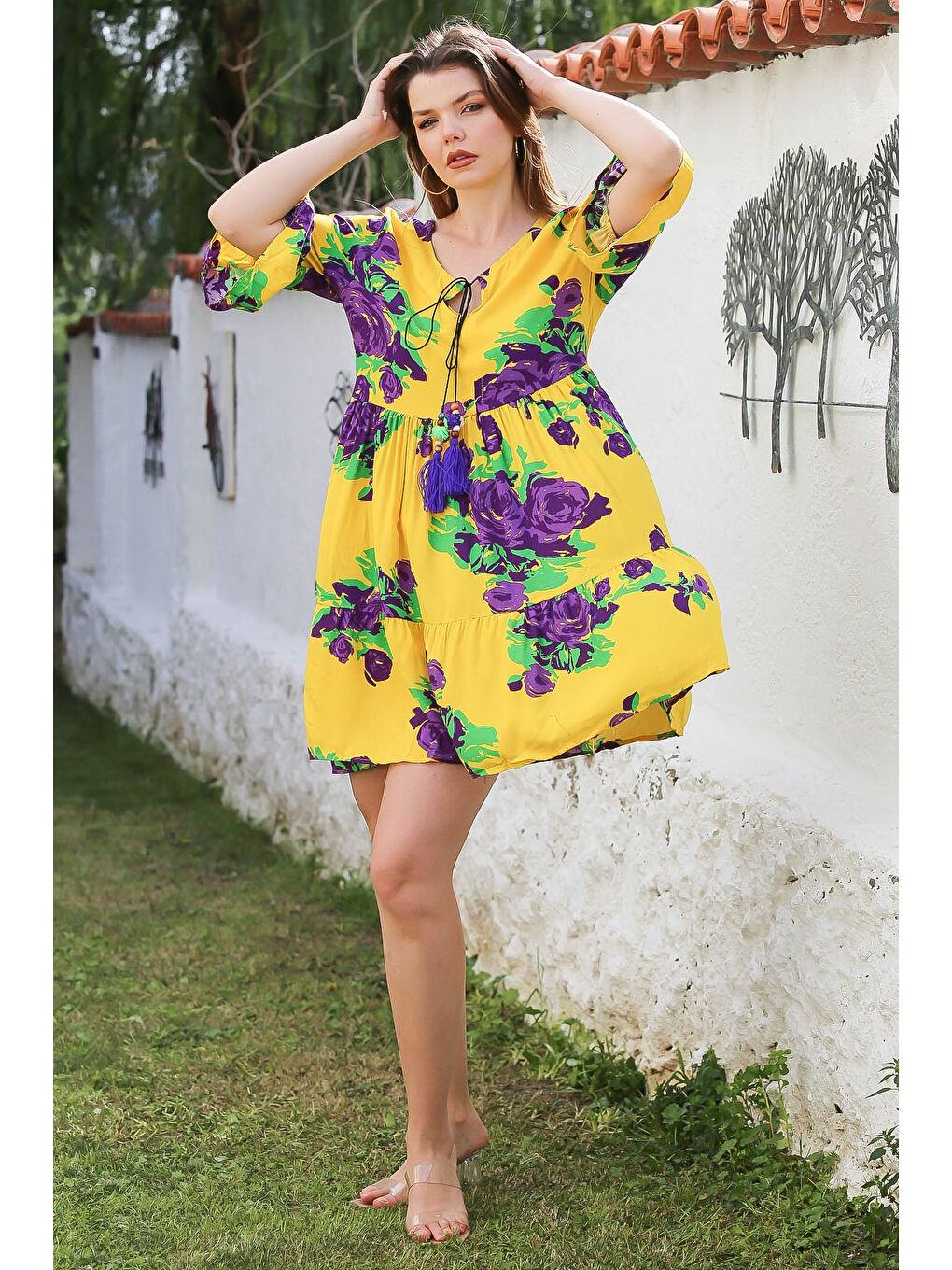 Sarı Havuz Yaka Fırfırlı Kol Bağlamalı Eteği Fırfırlı Püsküllü Casual Viskon Dokuma Elbise 95 52-6