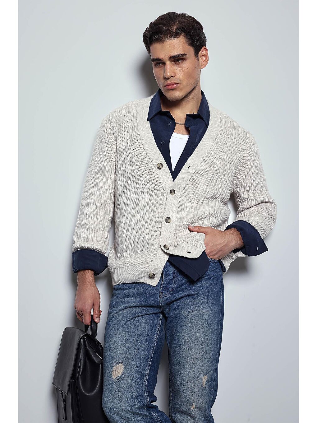 Erkek Oversize Düğmeli Triko Hırka Bej-5