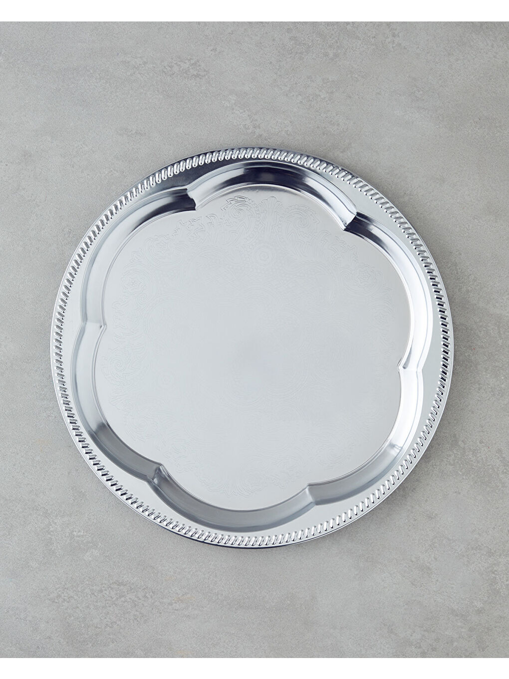 Gri Noble Metal Tepsi 35 cm Silver