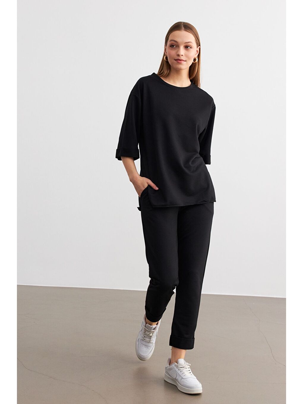 Kadın Siyah Bisiklet Yaka Duble Kol ve Paça Alt Üst Takım