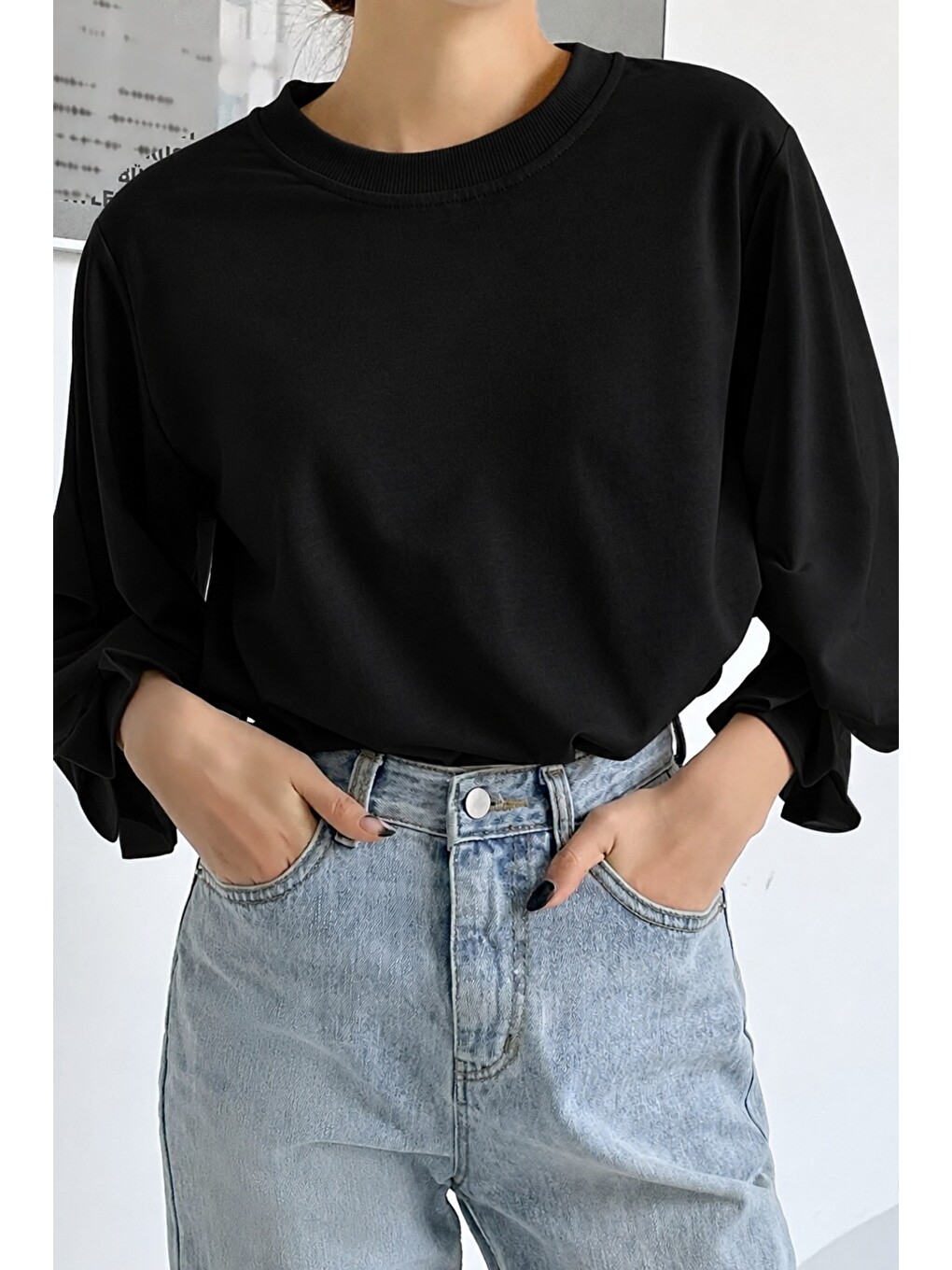 Siyah Kadın Modern Kesim Fakir Kol Detaylı Oversize Basic Bluz-5