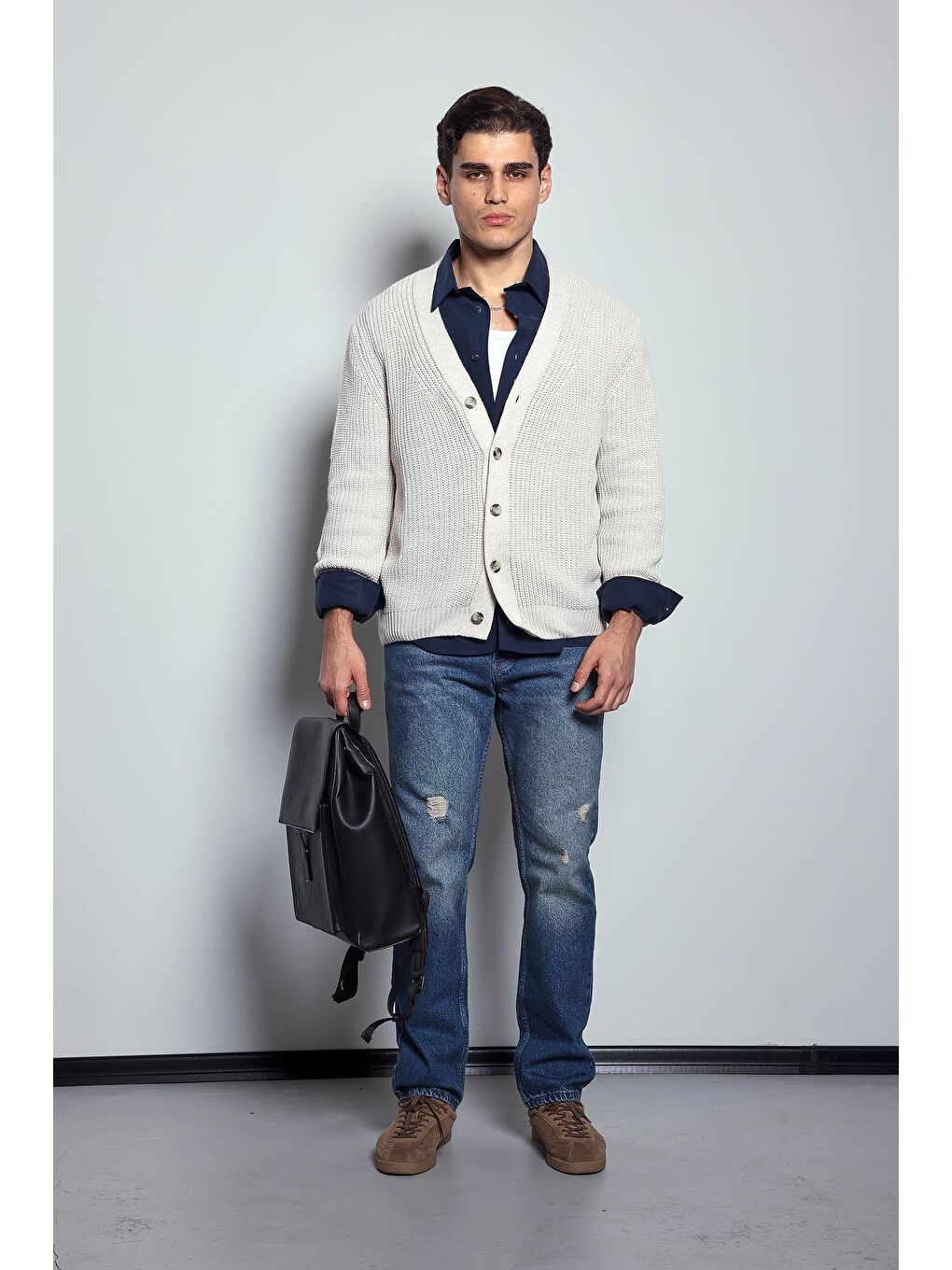 Erkek Oversize Düğmeli Triko Hırka Bej-10