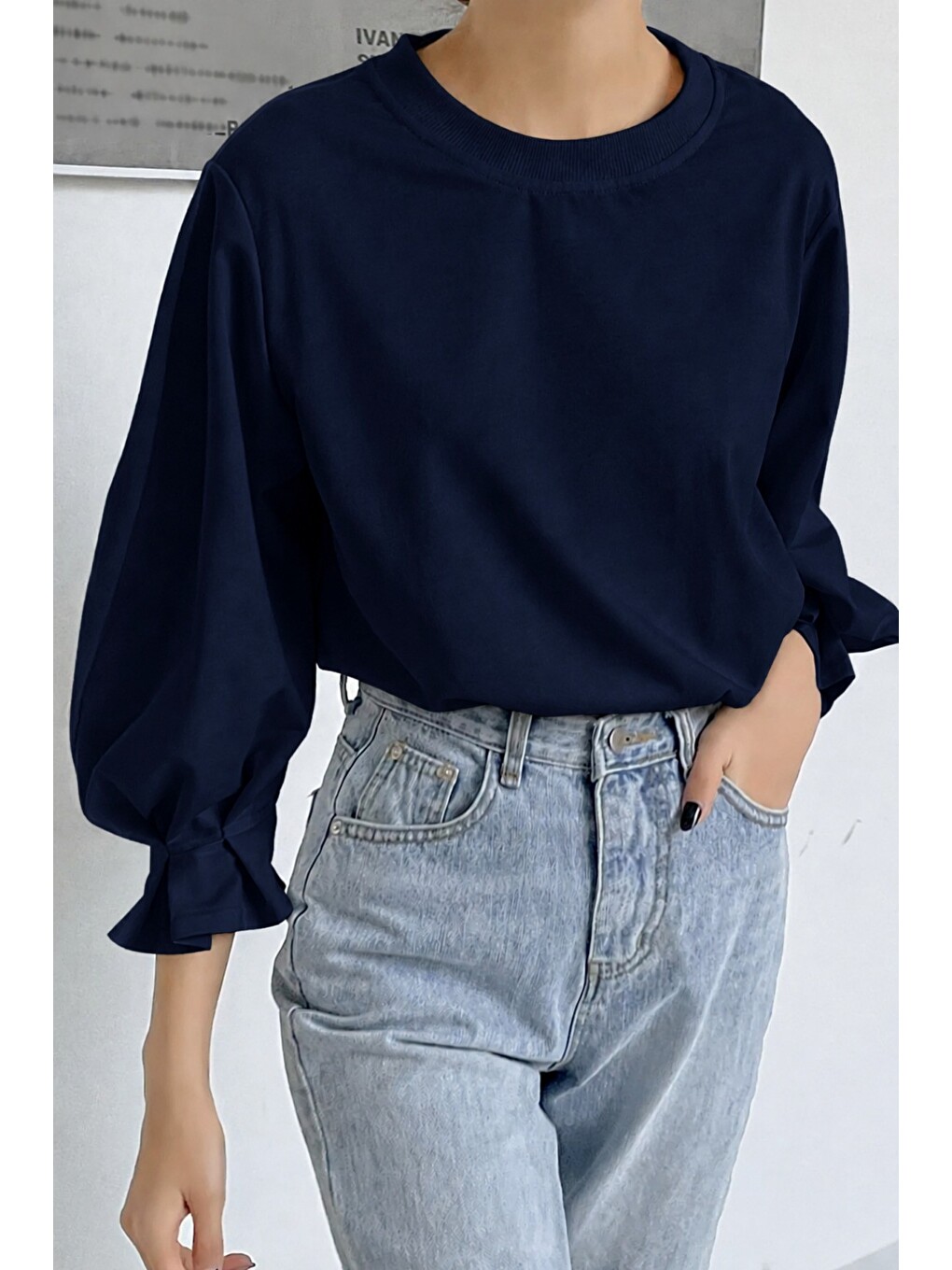 Lacivert Kadın Modern Kesim Fakir Kol Detaylı Oversize Basic Bluz