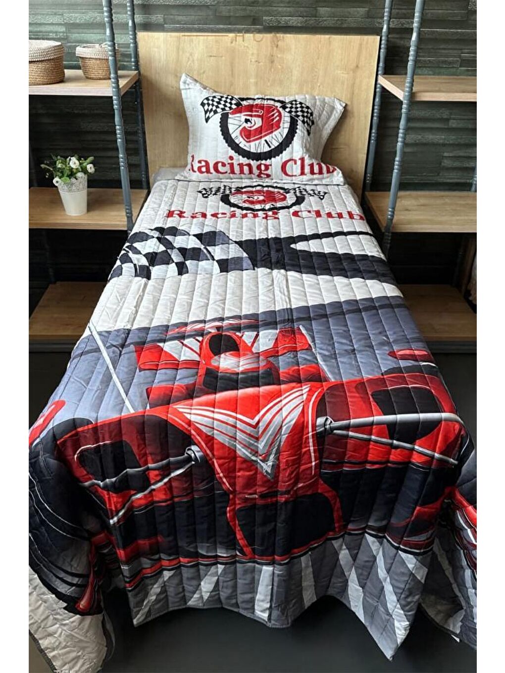 Karışık Racing Club Tek Kişilik Kapitoneli Yatak Örtüsü 180x240 cm