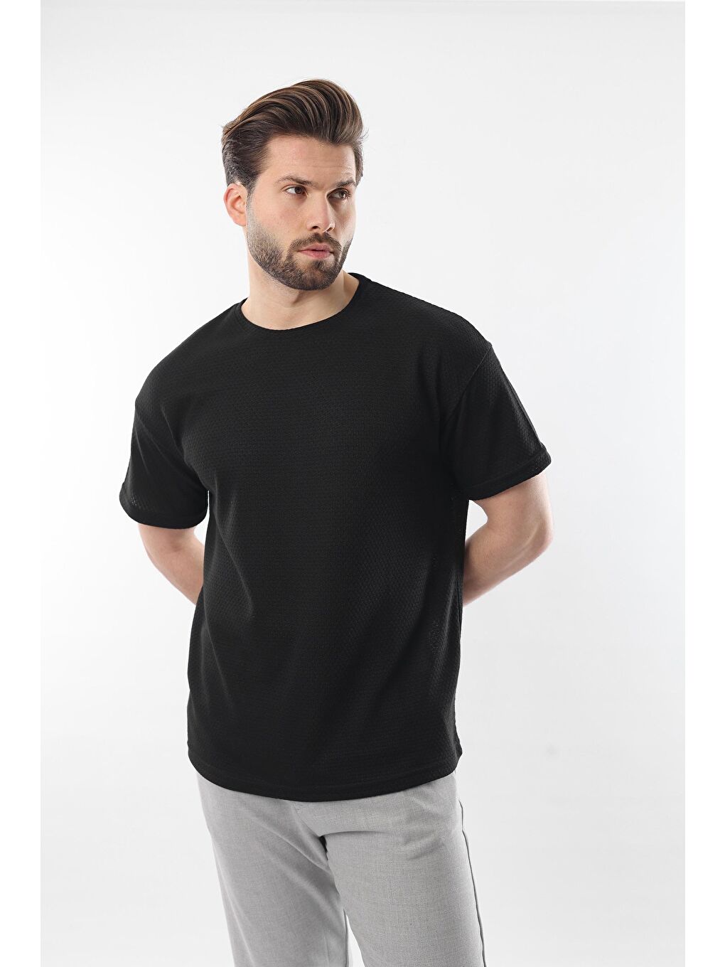 Siyah Bisiklet Yaka Erkek Tişört E7128-3