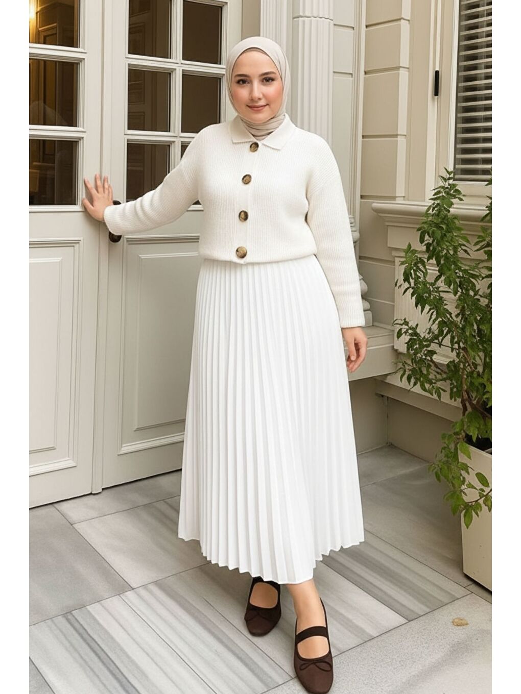 Beyaz Piliseli Etek-3