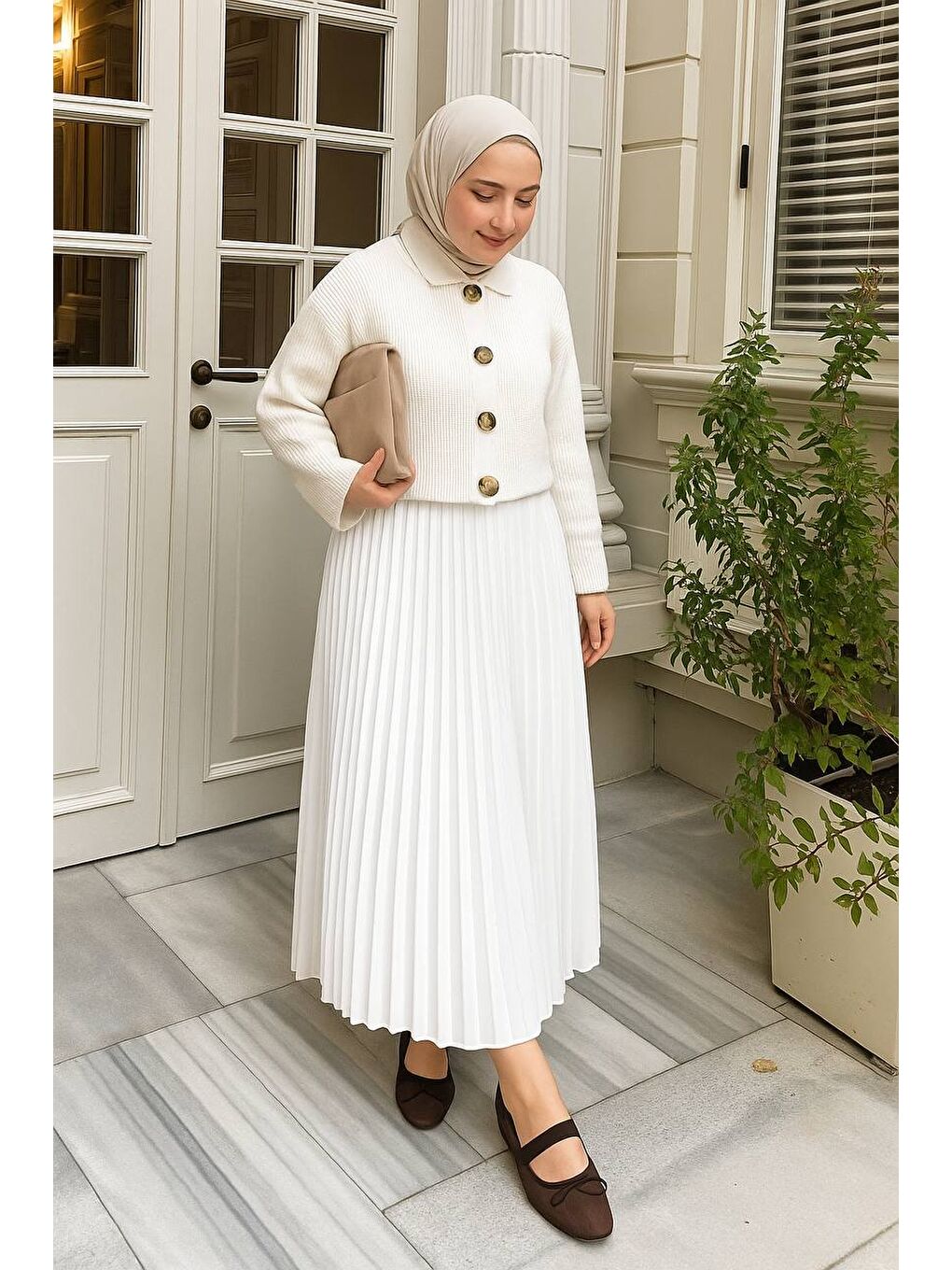 Beyaz Piliseli Etek-5